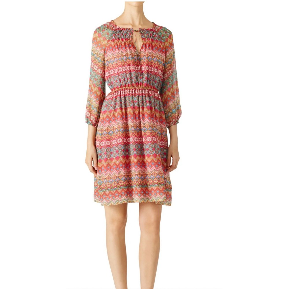 Diane von‎ Furstenberg Multicolor Geometric Print Tie neckline size 6? Coquette